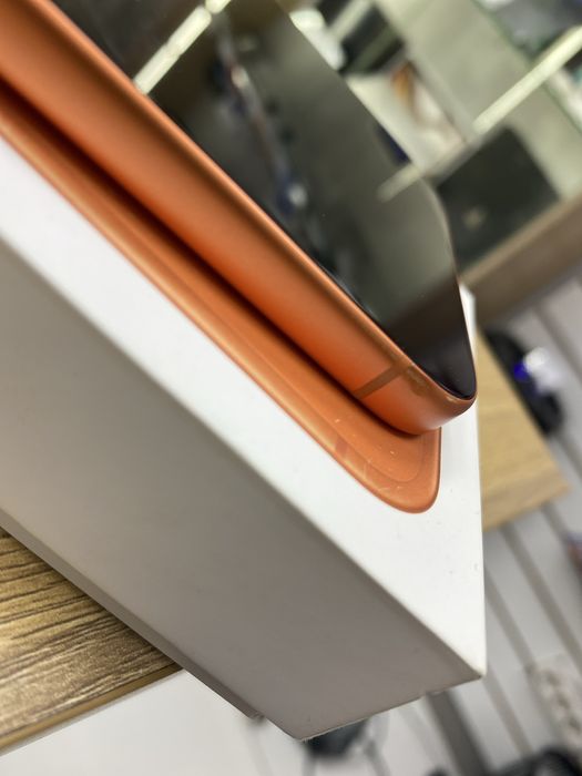 Iphone 17 pro max orange (p25)