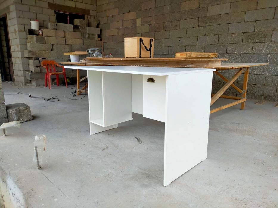 Стол компьютерный