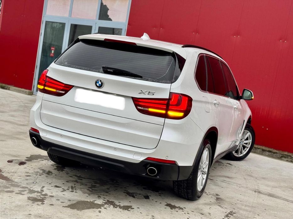 Bmw X5 2.0 X-drive carte service