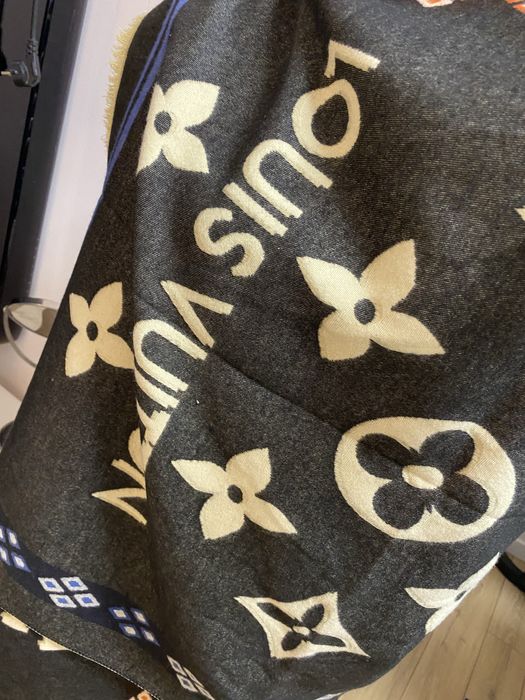 Esarfa/Fular Louis vuiton