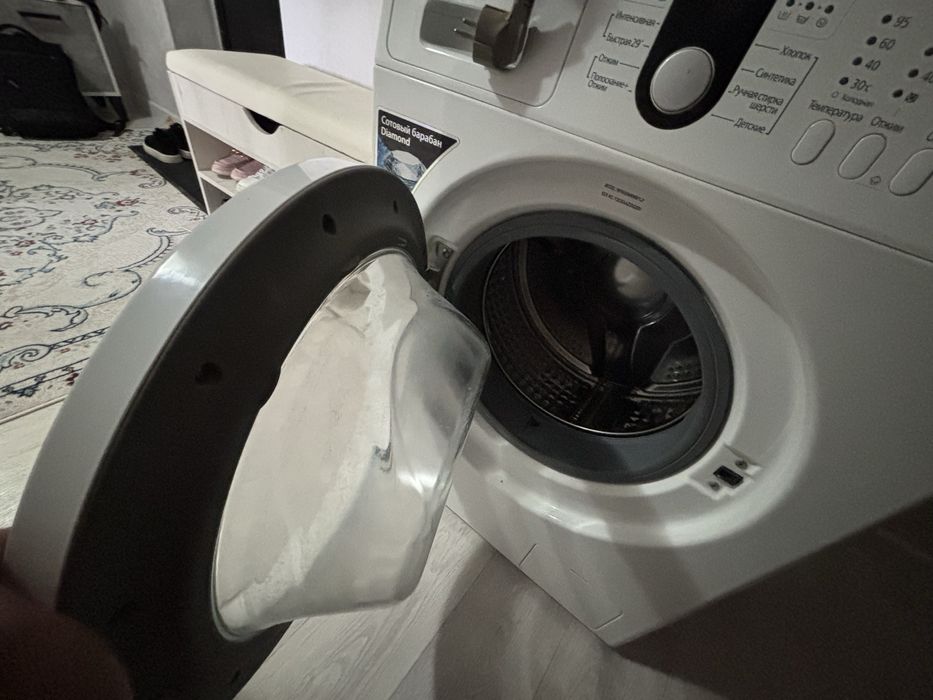 Продается стиральная машина автомат.