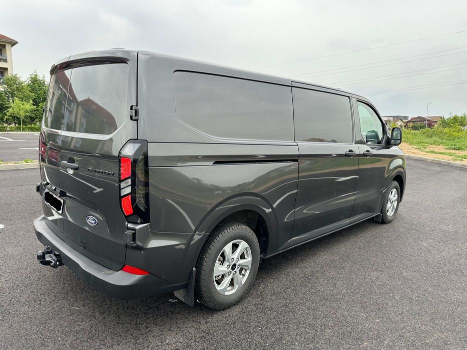 Ford Transit Custom 320L 2.0 EcoBlue 136 CP 6MT L2H1 FWD Limited