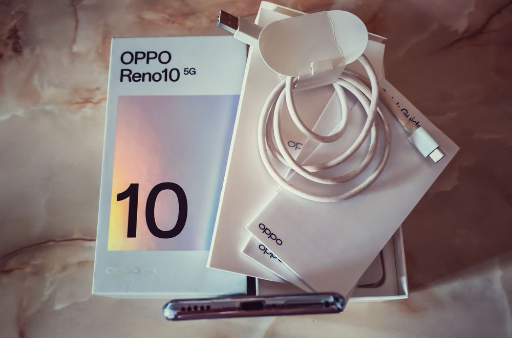 OPPO Reno 10 5G | CUTIE + ACCESORII | huse incluse |