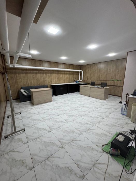 Продаётся нежилое Жангох / Ц15   50м2