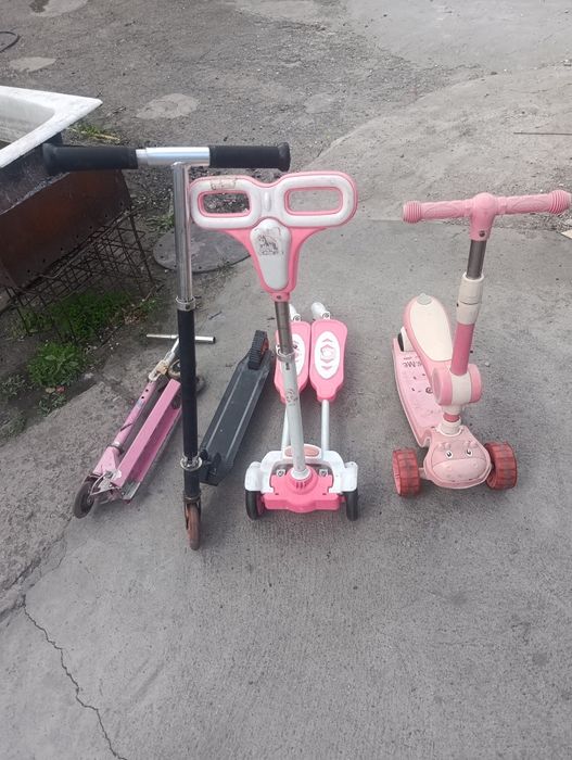 Продам детские самокаты