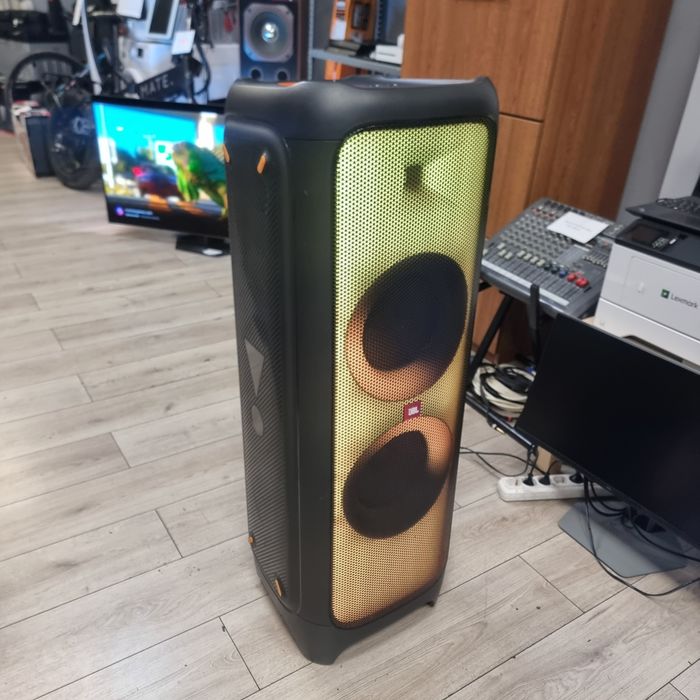 Amanet F28: Boxa JBL PartyBox 1000