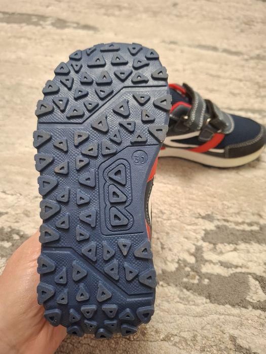 Adidasi noi nepurtați masura 30