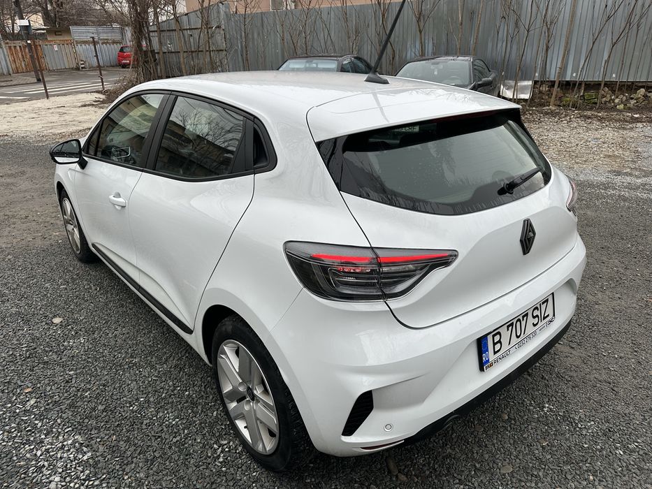 Vând Renault Clio