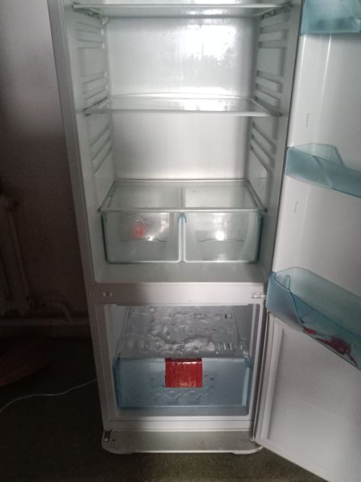 Холодильник в рабочем состоянии