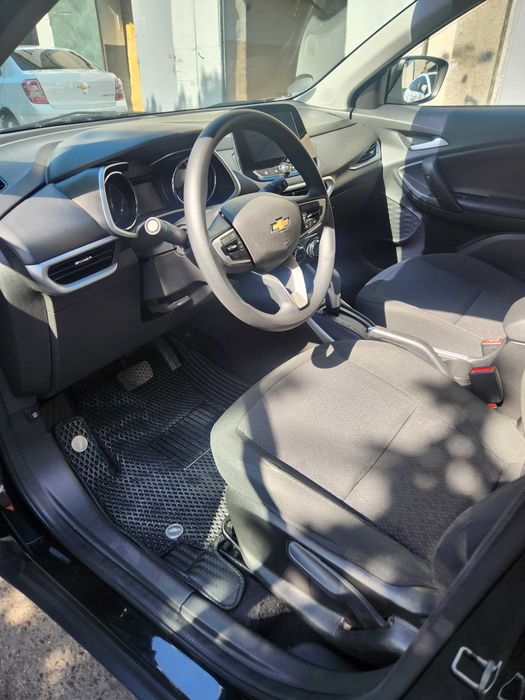 Chevrolet Tracker LS 2023, Газ Пропан