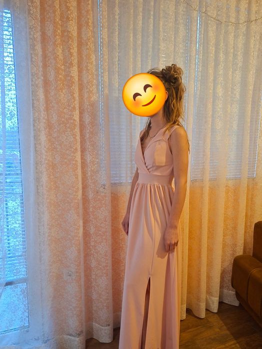 Дамска официална/ бална рокля в отлично състояние в розово