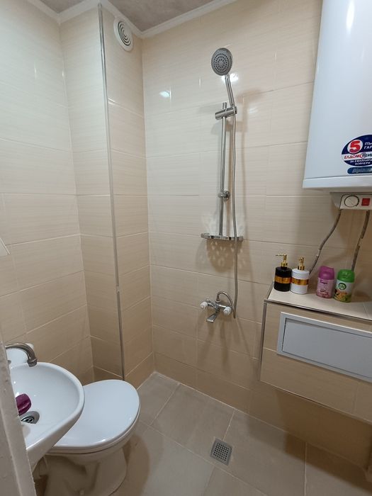 Нов апартамент Христела Център 2 мин от Лъва