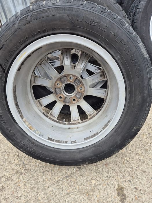 Гуми с джанти за VW Touareg