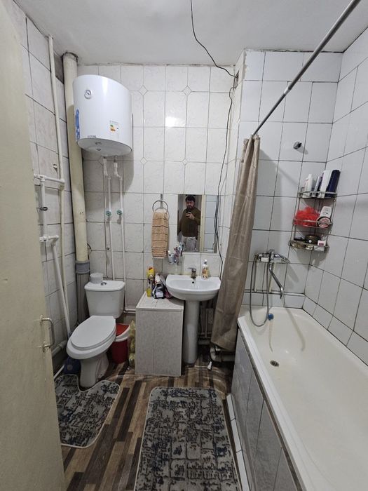 6-мкр.да жойлашган 2 хонали квартира ижарага берилади