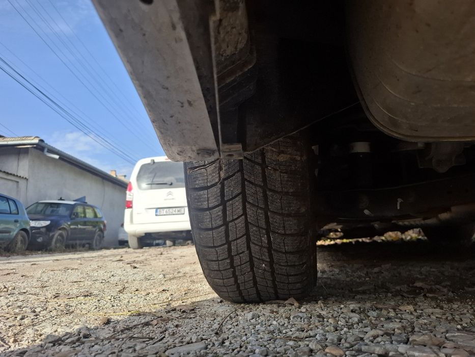 Продавам на части Субару Легаси 2013г