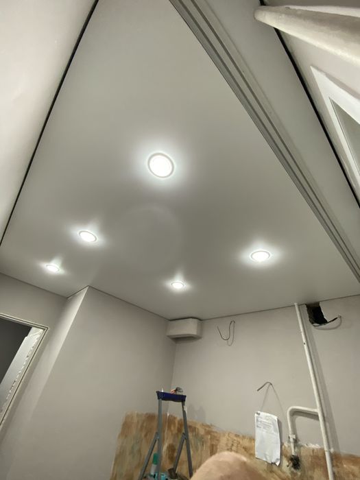 Натяжные потолки