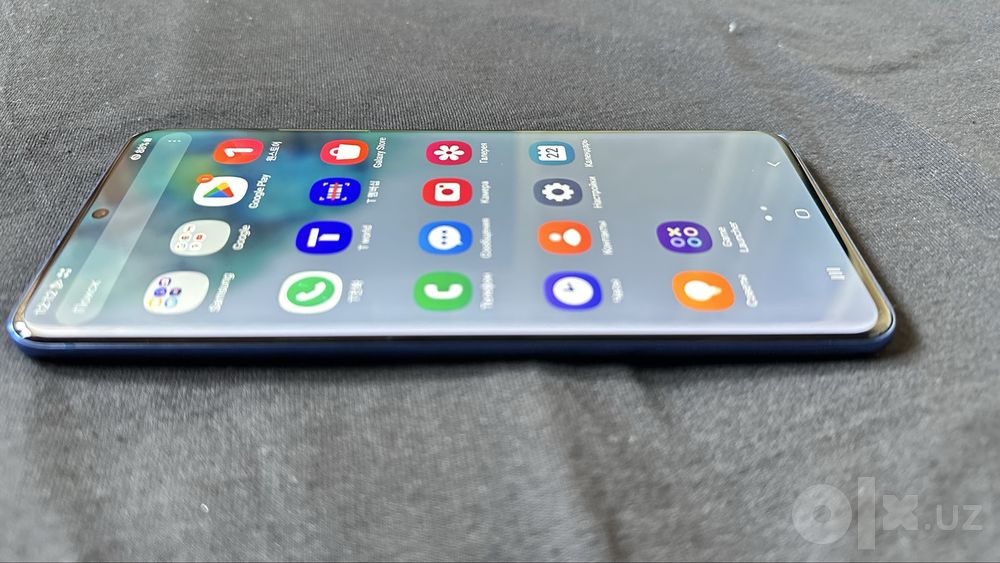 Samsung S 20 plus 12/256 Gb флагман холати идеал + холатда бир кол!