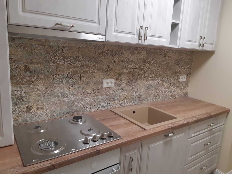 Finisaje, interioare si exterioare