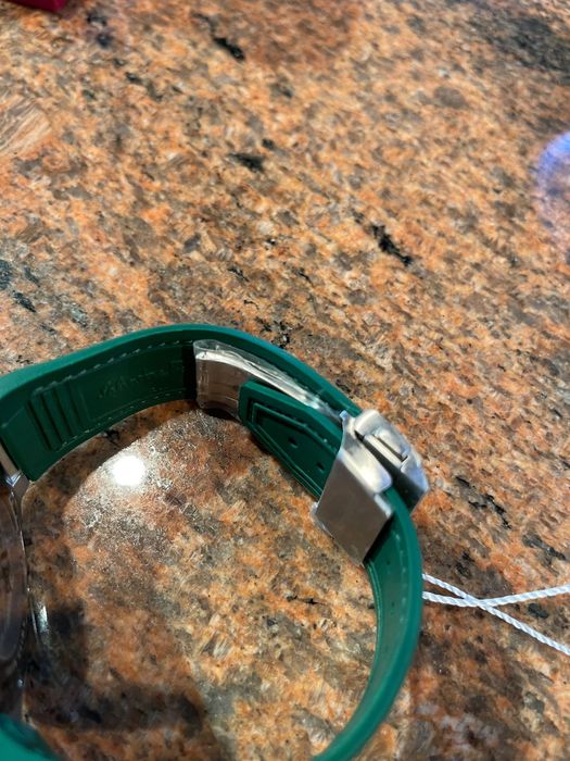 Salvatore Ferragamo F-80