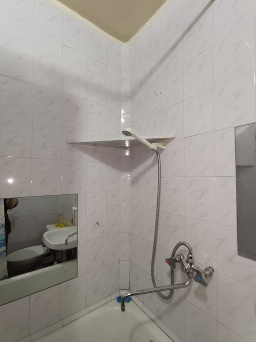 Продам 2х на Крылова