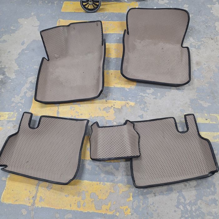 Нексия ға Ева полик