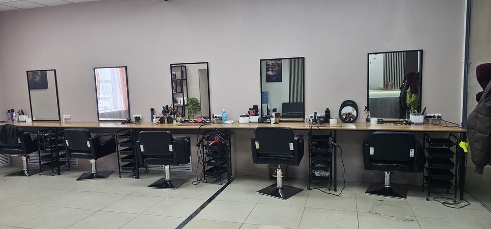 Продаю всё для парикмахерской