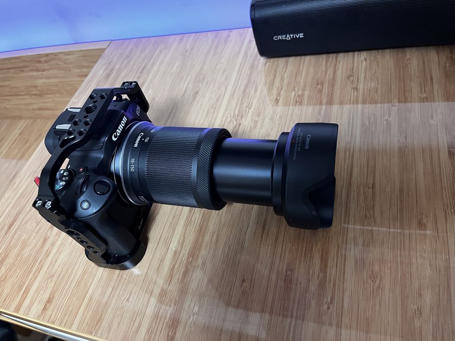 Canon EOS R50 + RF-S 18-150 mm, 4k, 24.2 MP, impecabil