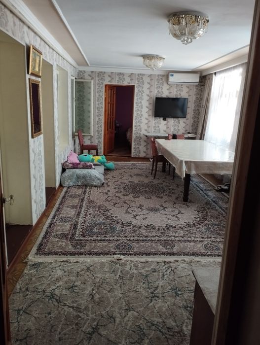 Продам свой участок 2.7 соток возле кинотеатра Гунча