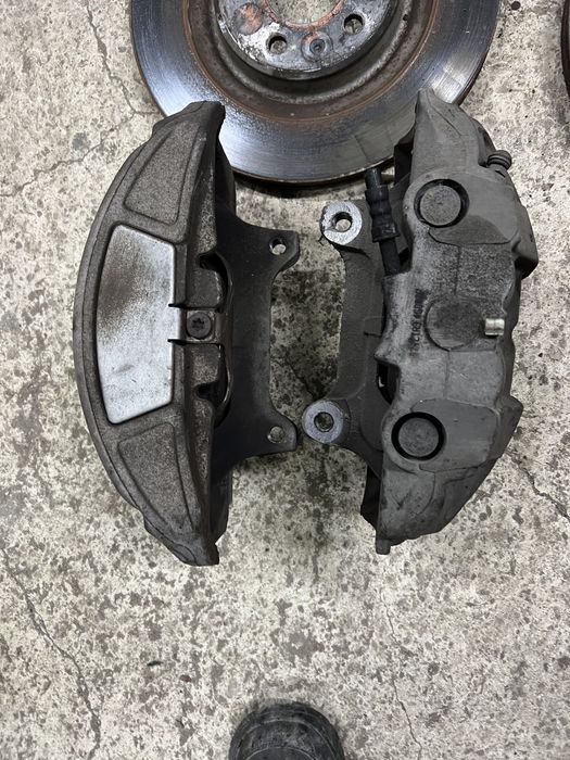 Комплект спирачки от Audi A6 4g C7 Ауди А6 битурбо bitdi 313кс 355мм