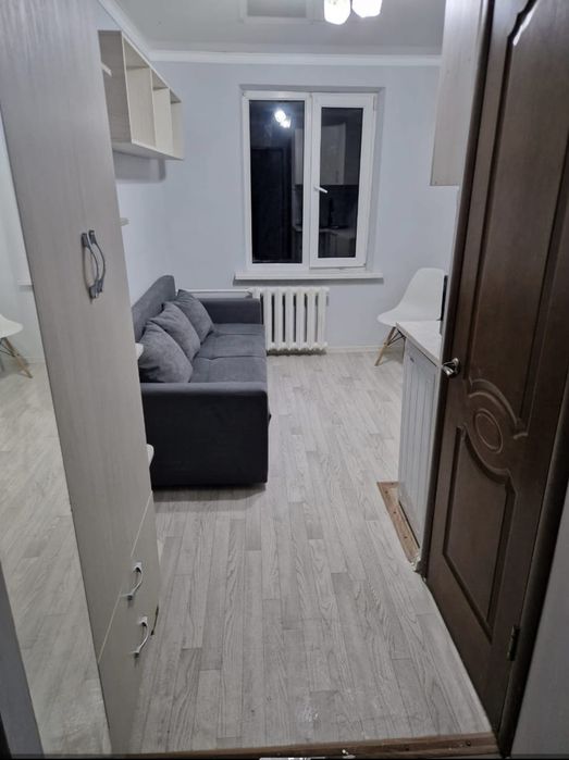 Сдам  квартиру по Абая.