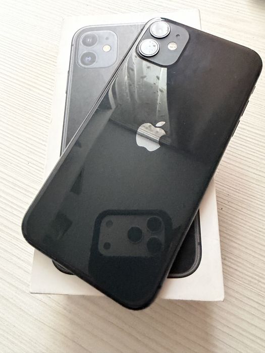 Продам iPhone 11 64 GB Black