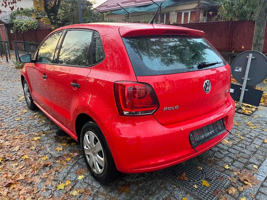 VOLKSWAGEN Polo 2010 — imagine 4