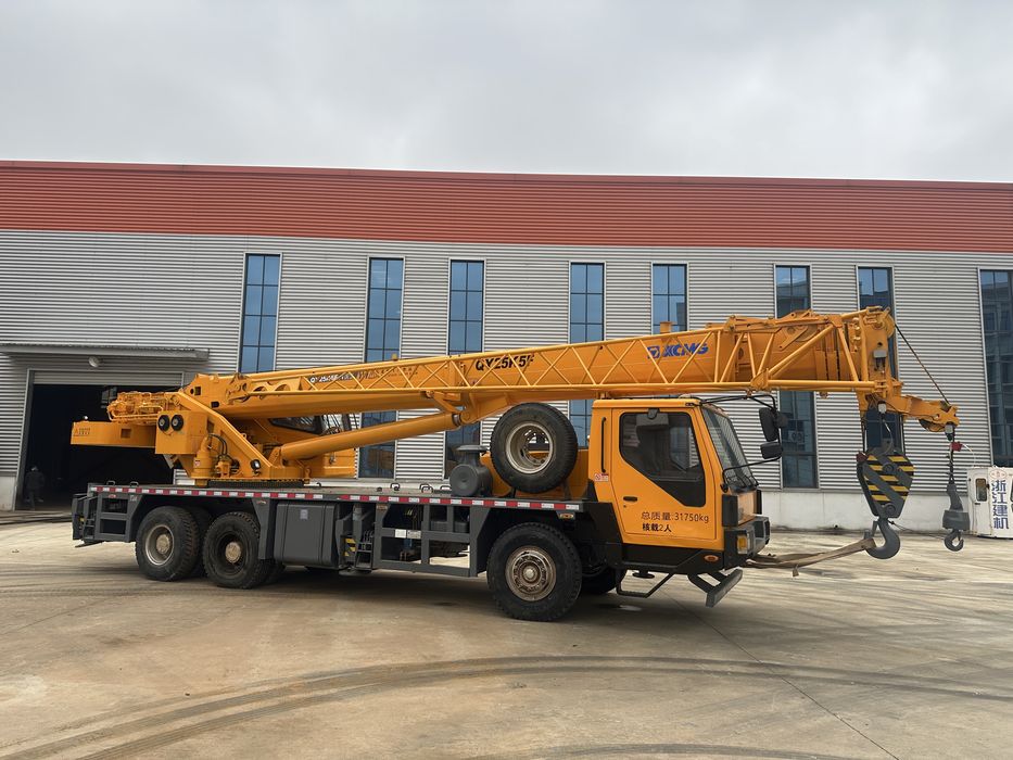 автокран  yuk mashinasi krani