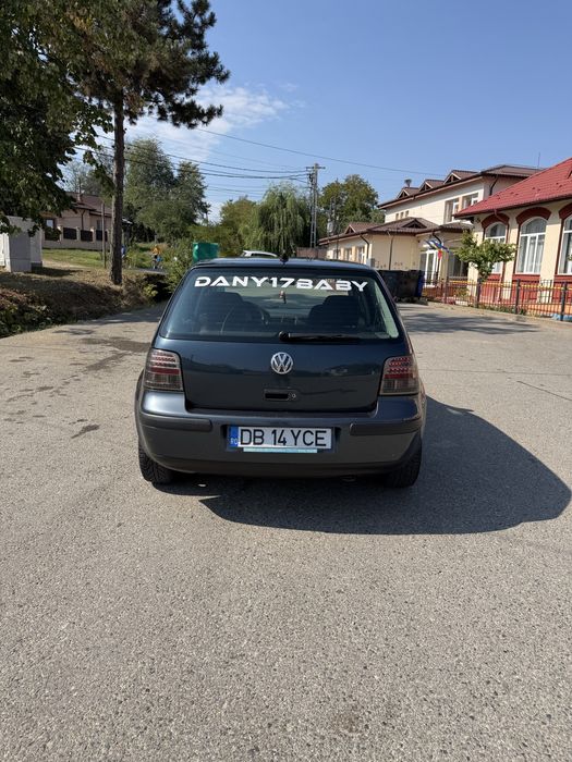 VOLKSWAGEN Golf 2000 — imagine 4