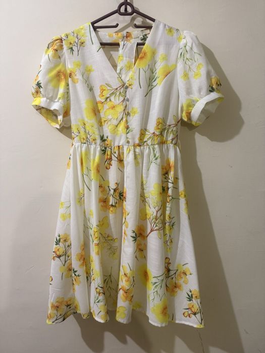 Ефирна дамска рокля