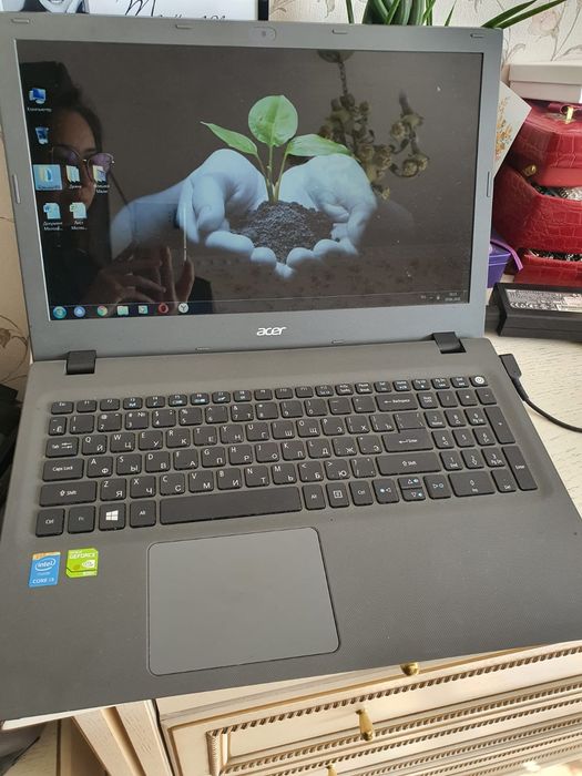 Шустрый Acer Aspire E5-573G (Core i3 / SSD / NVIDIA)