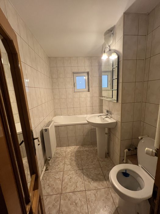 Vand Apartament 3 camere zona Buzaului