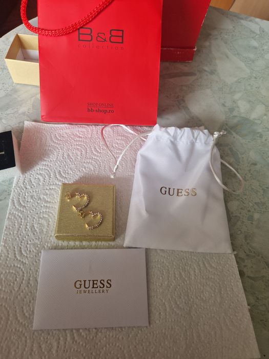 Cercei cu pietre guess
