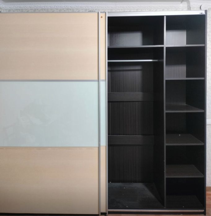 Шкаф-купе шифонер б/у