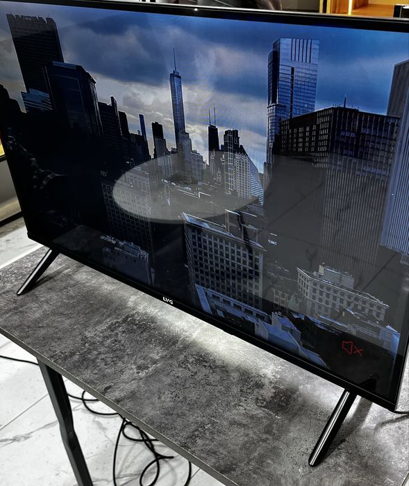 Телевизор LVG Led TV