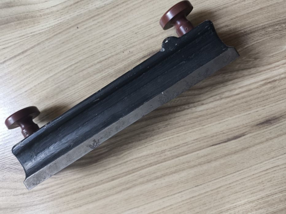 Два машини силно чувствителни нивелира с голяма точност