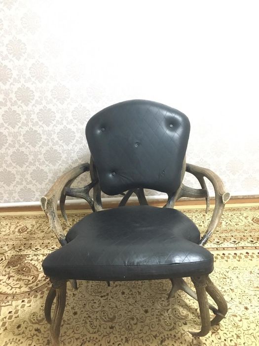 продам кресло кожанное