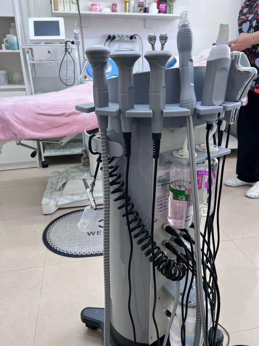 Продам косметологический аппарат 9в1