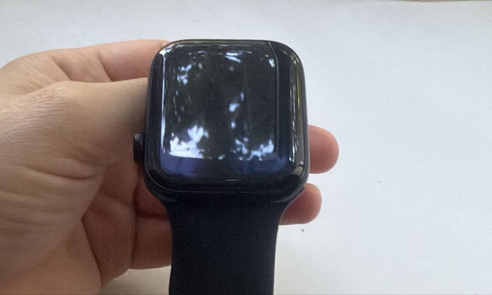 Apple watch SE 44mm заблокированный