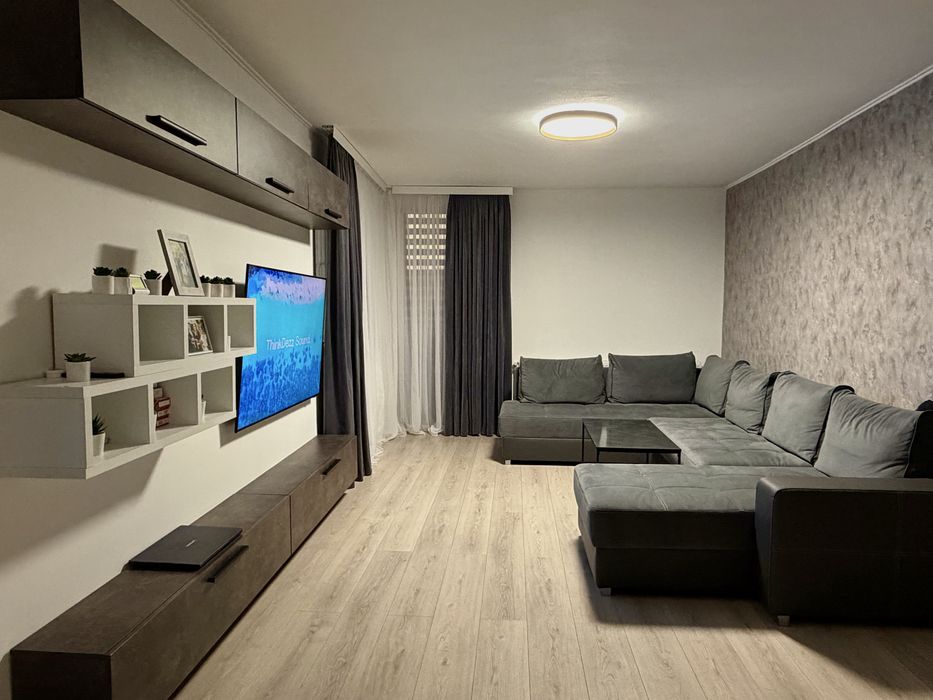 Apartament 4 camere