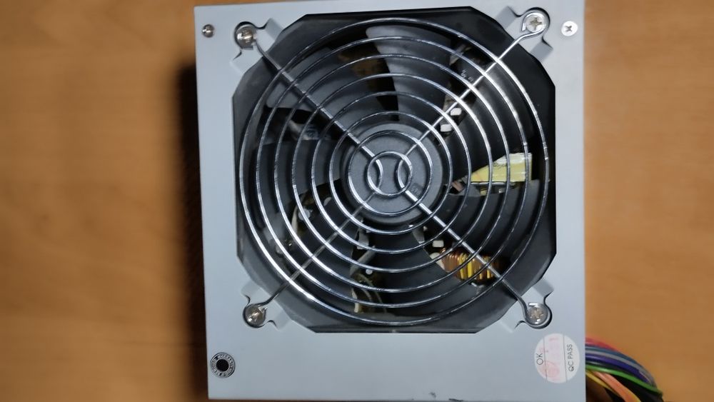 Блок питания HuntKey 230w