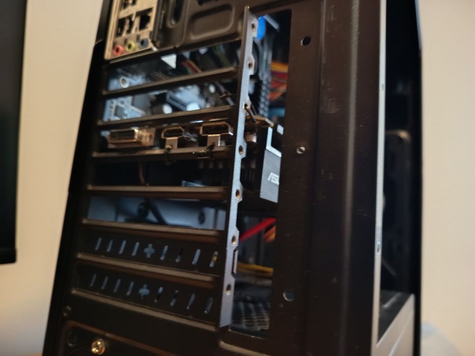 Placa video gtx 950 2 GB DDR5