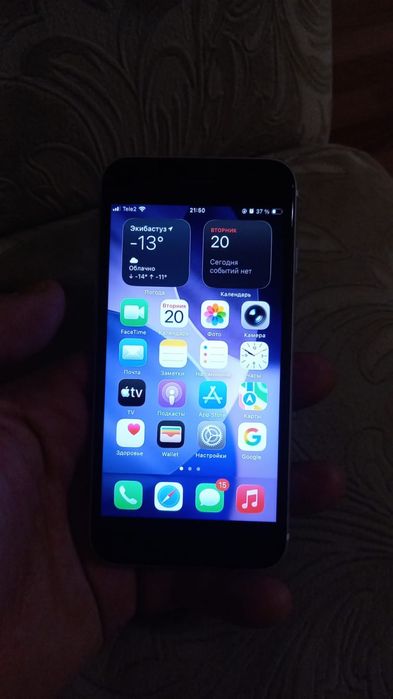 Iphone SE 2020 без гарантий