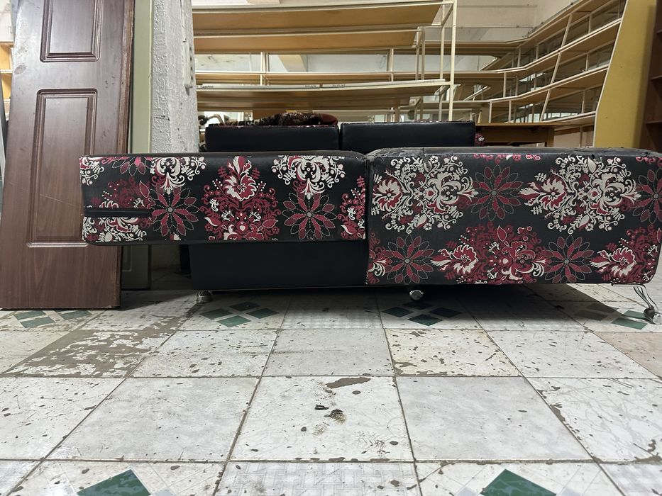 Распродажа б/у вещей
