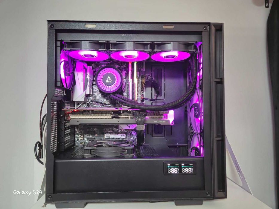 Настолен компютър за работа и игри Ryzen 7 5800x, 16gb ram, rx6700xt